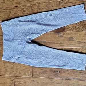 Curves n Combatboots capris